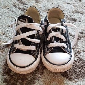 Toddler Converse Size 8